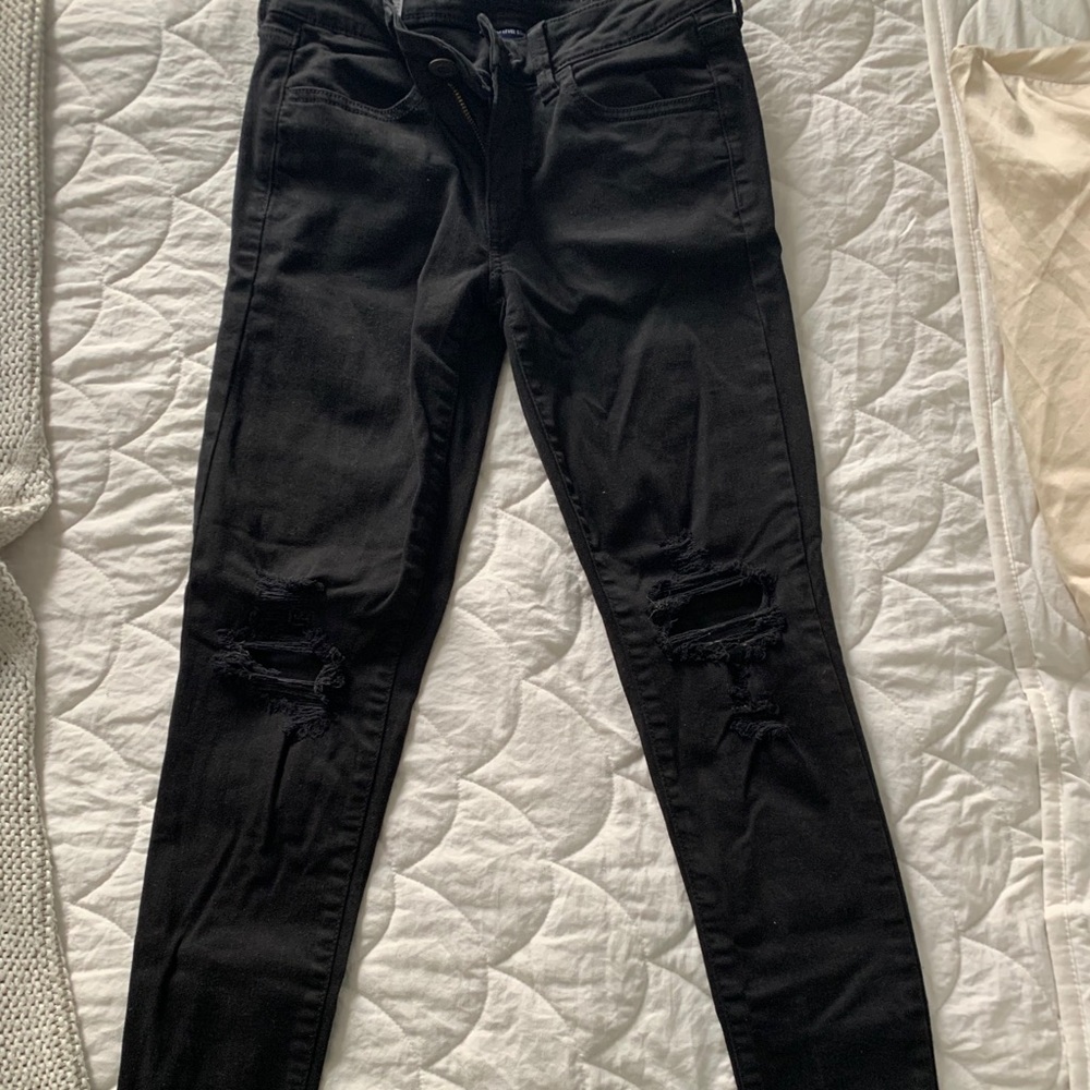 American Eagle Balck ripped Jeans